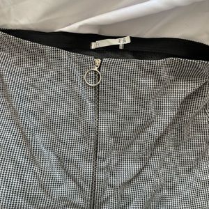 LFT Black & White Checkered Skirt (euro26)